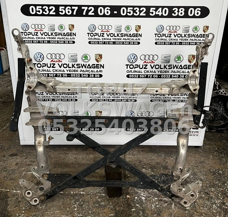 8R0399315K AUDİ Q5 ÖN MOTOR ALT BEŞİĞİ TRAVERS