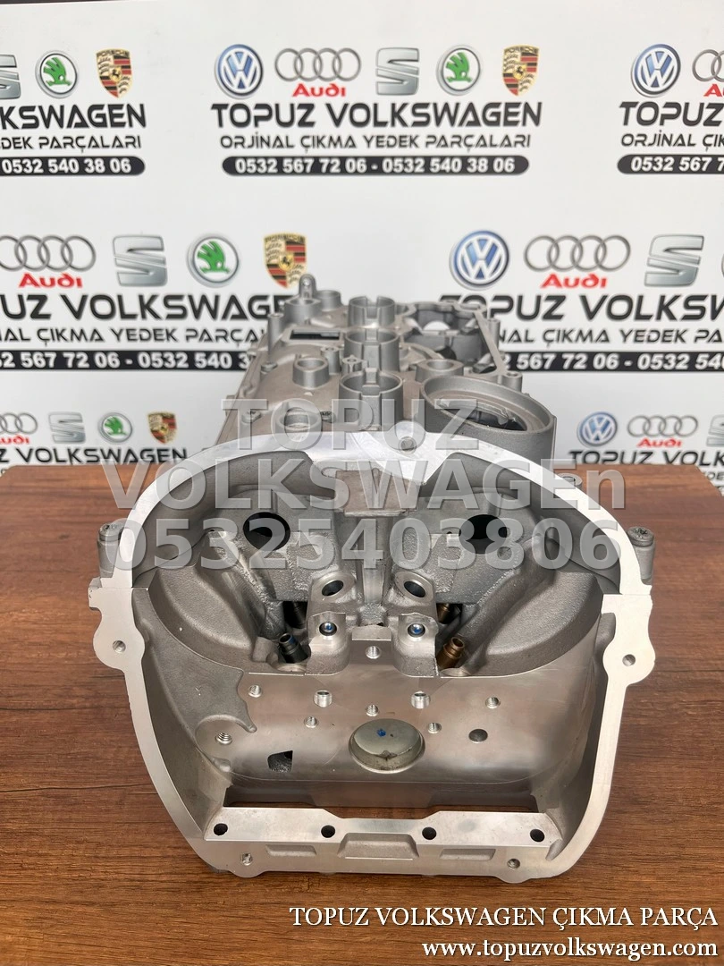 AUDİ A3 1.8 TFSİ CDH ÇIKMA SİLİNDİR KAPAĞI 06H103373K