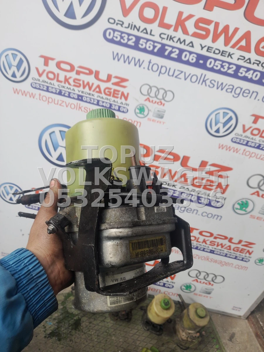 SKODA ROOMSTER TRW POMPA ELEKTRİKLİ DİREKSİYON POMPASI ÇIKMA ORJİNAL 6R0423156- 6Q0423156
