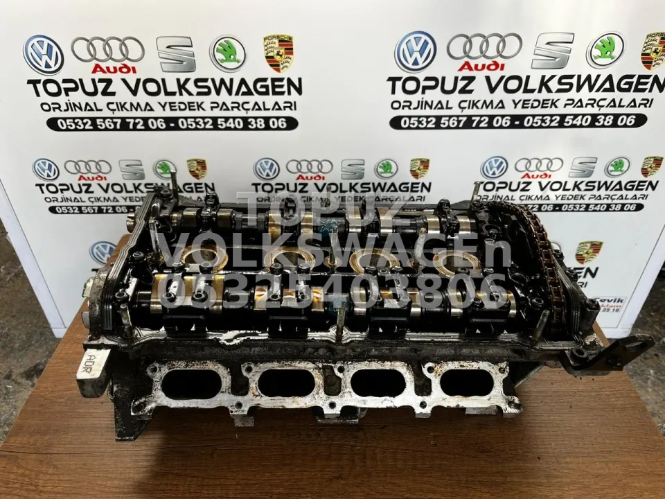 AUDİ A4 1.8 DÜZ 20V ADR APT MOTOR ÇIKMA SİLİNDİR KAPAĞI 058103373D 058103373A