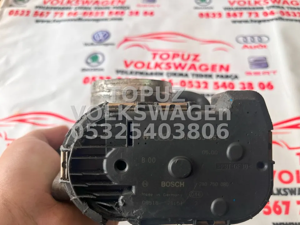 AUDİ A4 1.8T APT BOGAZ KELEBEĞİ ORJİNAL ÇIKMA 06B133062E