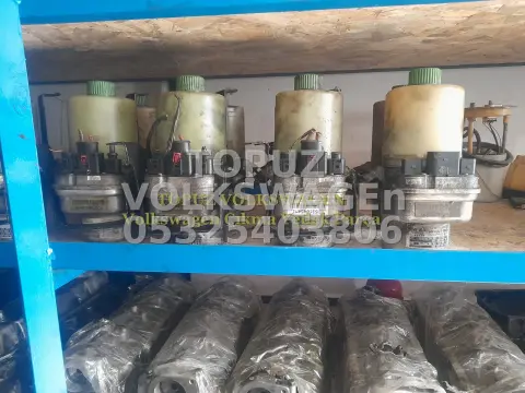 SKODA ROOMSTER TRW POMPA ELEKTRİKLİ DİREKSİYON POMPASI ÇIKMA ORJİNAL 6R0423156- 6Q0423156 küçük görsel