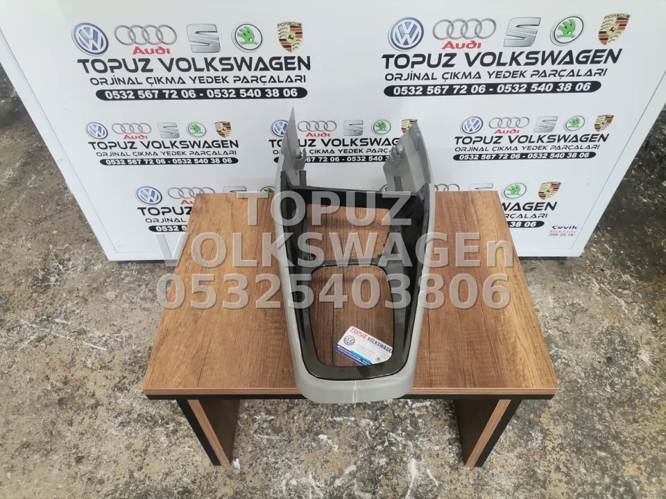 VOLKSWAGEN BORA ÖN VİTES ORTA KONSOLU GRİ RENK 1J1863201E