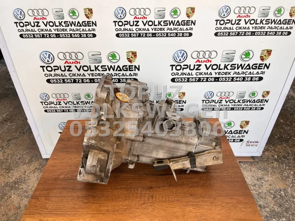 VOLKSWAGEN GOLF 3 1.6 BENZİNLİ 100 LÜK AFT MOTOR 5 VİTES ÇIKMA MANUEL ŞANZIMAN