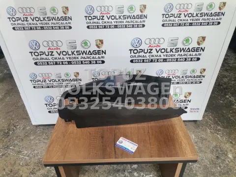VOLKSWAGEN GOLF 4 ÖN VİTES ORTA KONSOLU SİYAH RENK 1J1863201E